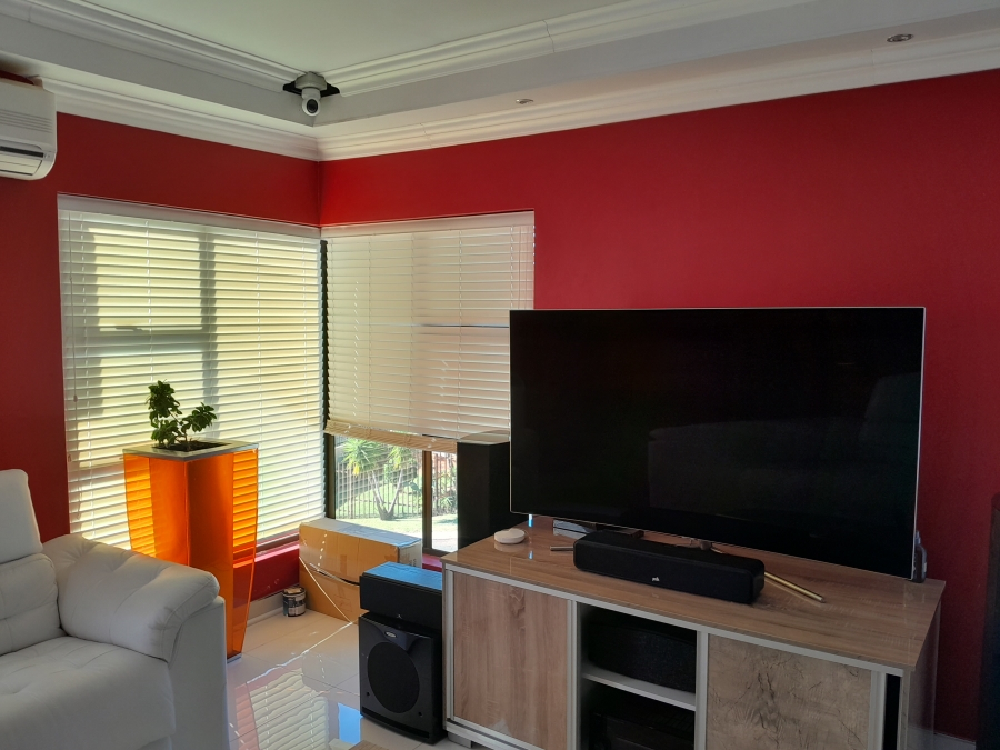 3 Bedroom Property for Sale in Safari Gardens North West